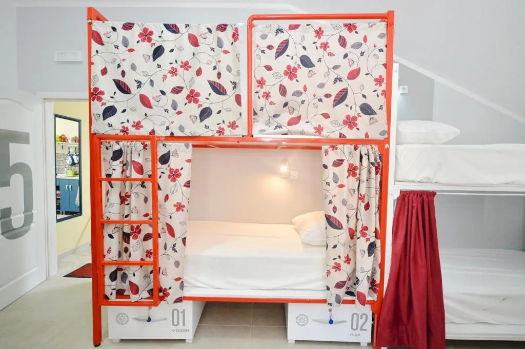 Litera en Habitación de Dormitorio Mixto — Hostel Pupa